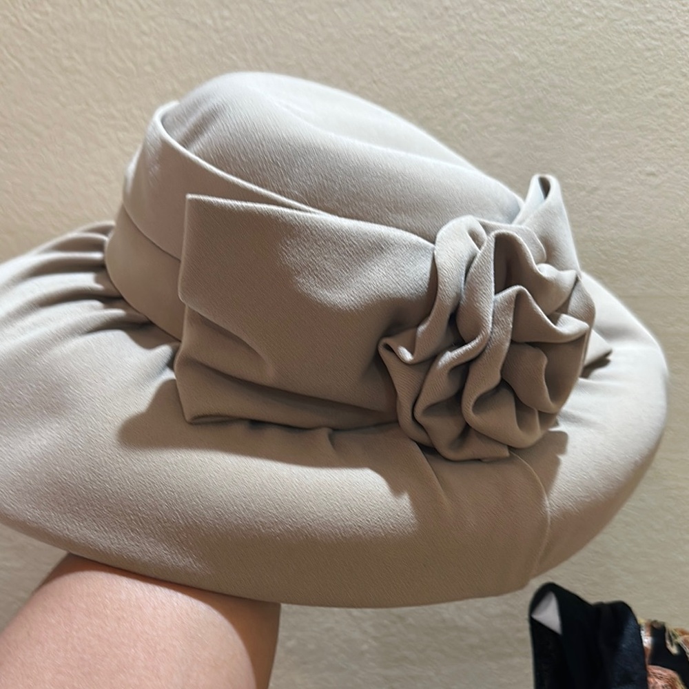 Elegant Beige Women's Hat